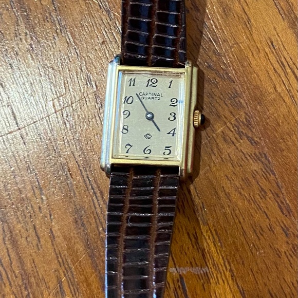Vintage Woman's Cardinal Watch - Picture 5 of 9